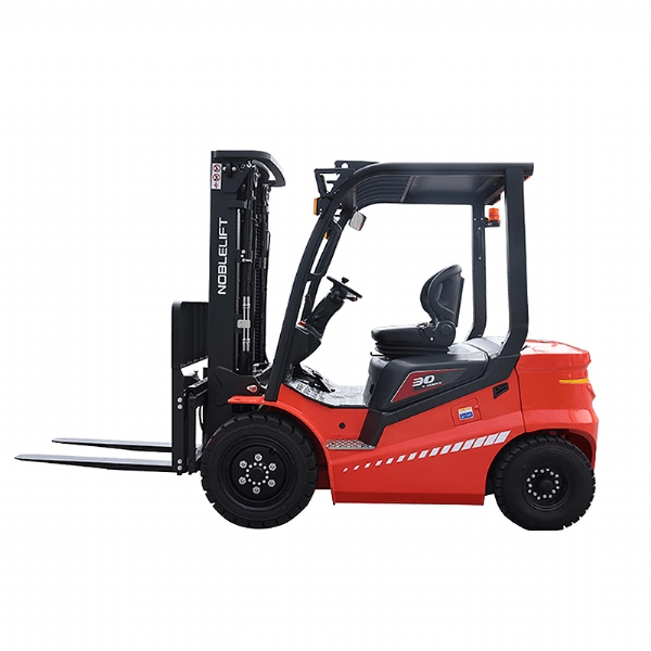 FE4P30-35GY/GY2 3.0/3.5噸四支點前驅(qū)平衡重式電動叉車